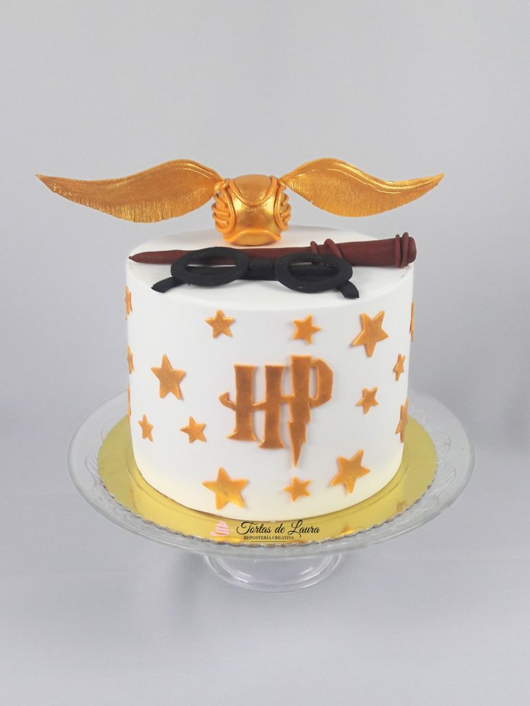 Torta de Harry Potter personalizada snitch dorada